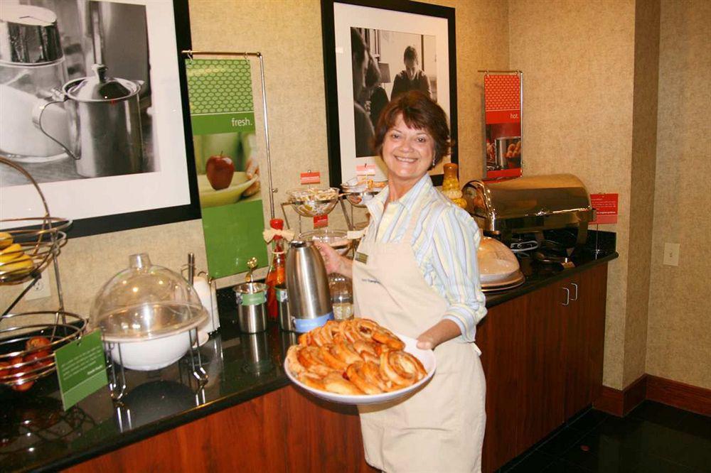 Hampton Inn Columbus/Delaware I-71 North Sunbury Nhà hàng bức ảnh